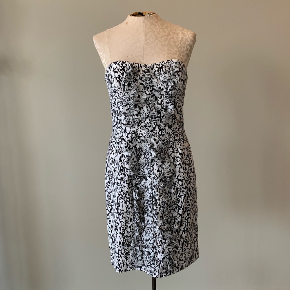 Cynthia Steffe White and Black Strapless Dress